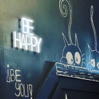 Pay attention to all the little signs around you. There's power in perspective and how you interpret the world around you. Make it a good day. #saturday #brunch #goodvibes #perspective #therapistsofinstagram #changeyourmindset #emergecounselingnj